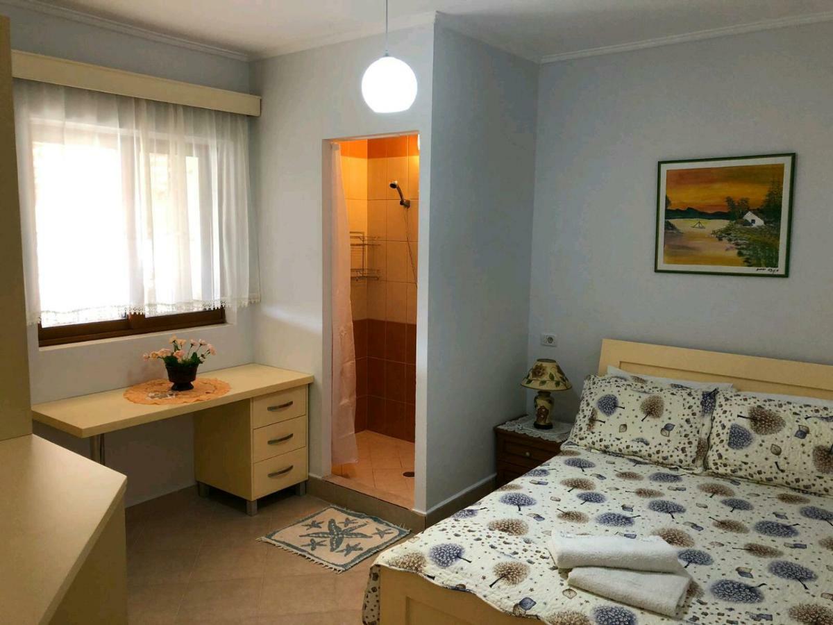 Aris Apartment Саранде Екстериор снимка